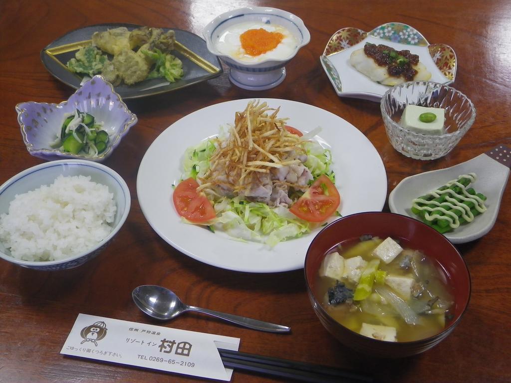 Resort Inn Murata Iiyama Buitenkant foto