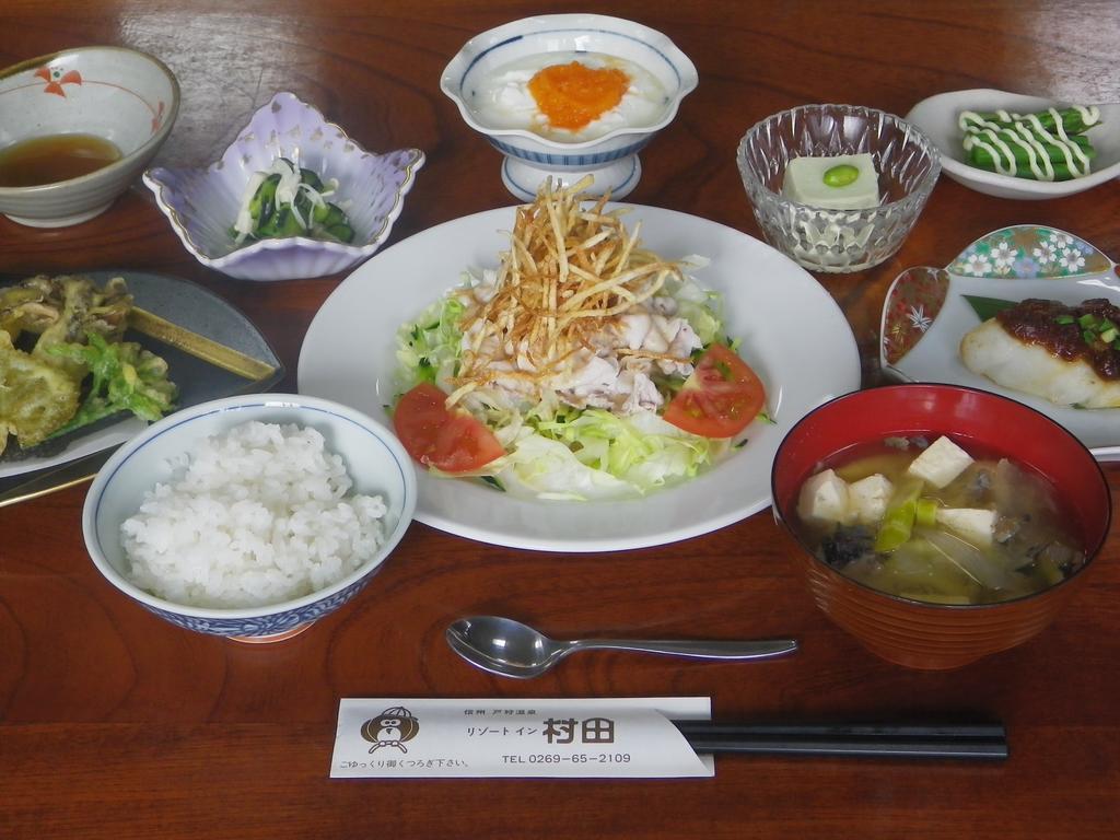 Resort Inn Murata Iiyama Buitenkant foto